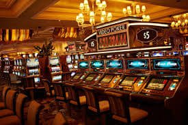 Slots ကစားနည်းများ နှင့် Bonus Feature မြင်ကွင်း